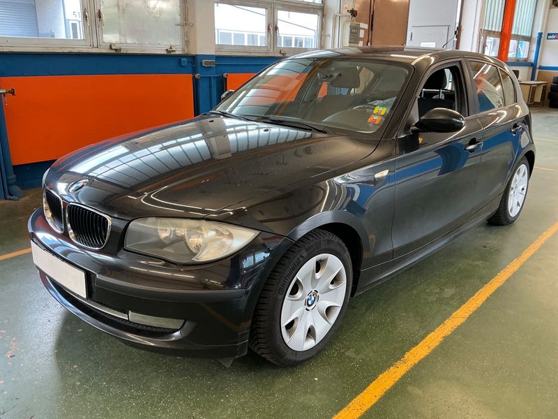 BMW 1er 118d 2008 – снимка 1