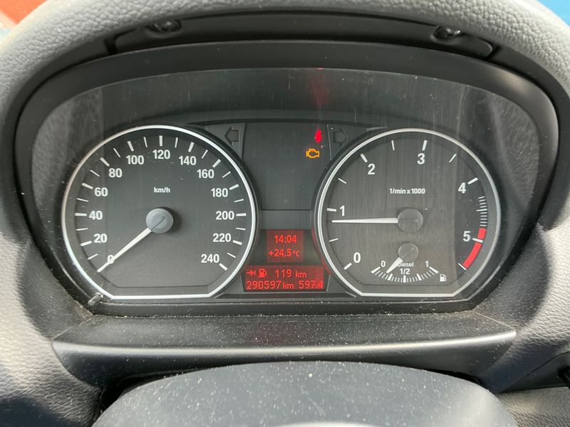 BMW 1er 118d 2008 – снимка 4