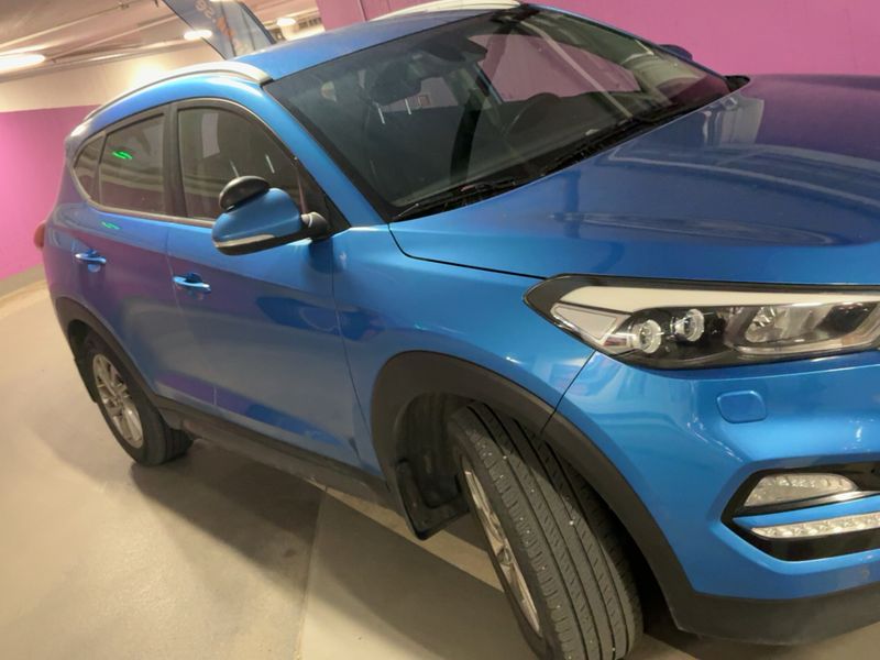 Hyundai Tucson 2.0 CRDi Trend 4WD 2016 – снимка 12