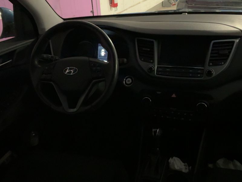 Hyundai Tucson 2.0 CRDi Trend 4WD 2016 – снимка 18