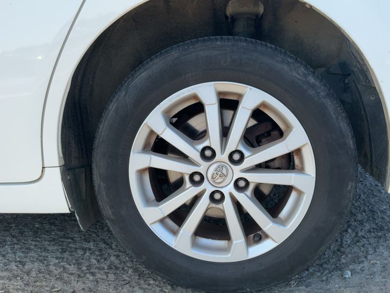 Toyota Verso 2.0 D-4D Active 2011 – снимка 5