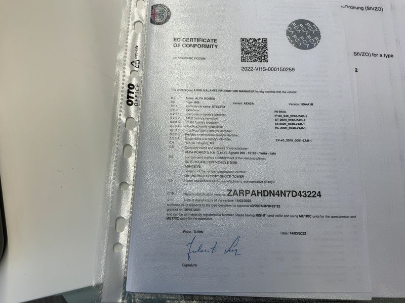 Alfa Romeo Stelvio 2.0 Turbo Estrema Q4 2022 – снимка 22