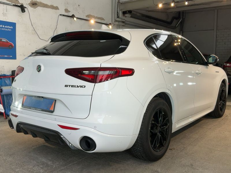 Alfa Romeo Stelvio 2.0 Turbo Estrema Q4 2022 – снимка 8