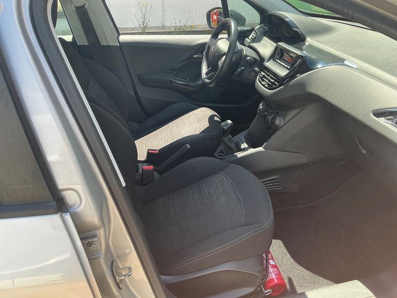 Peugeot 208 1.0 VTi Access 2012 – снимка 3