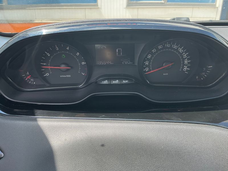 Peugeot 208 1.0 VTi Access 2012 – снимка 4