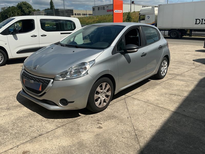 Peugeot 208 1.0 VTi Access 2012 – снимка 1