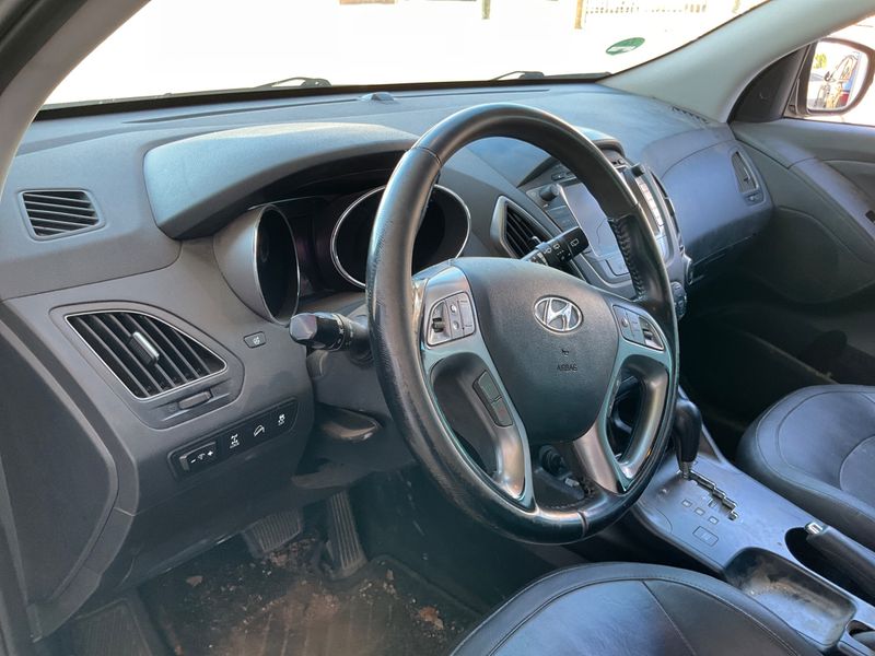 Hyundai ix35 2.0 CRDi Style AWD 2015 – снимка 40