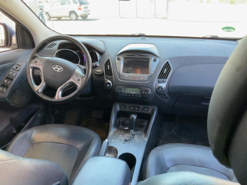Hyundai ix35 2.0 CRDi Style AWD 2015 – снимка 18