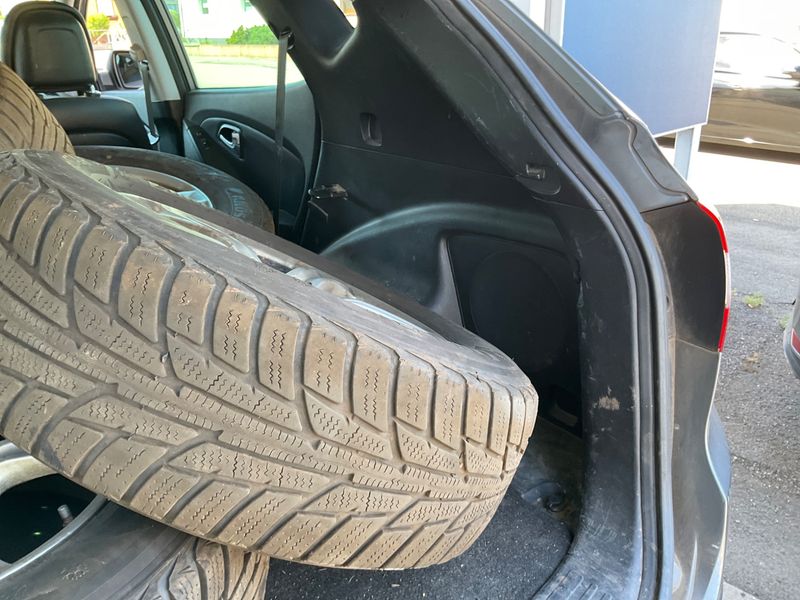 Hyundai ix35 2.0 CRDi Style AWD 2015 – снимка 37