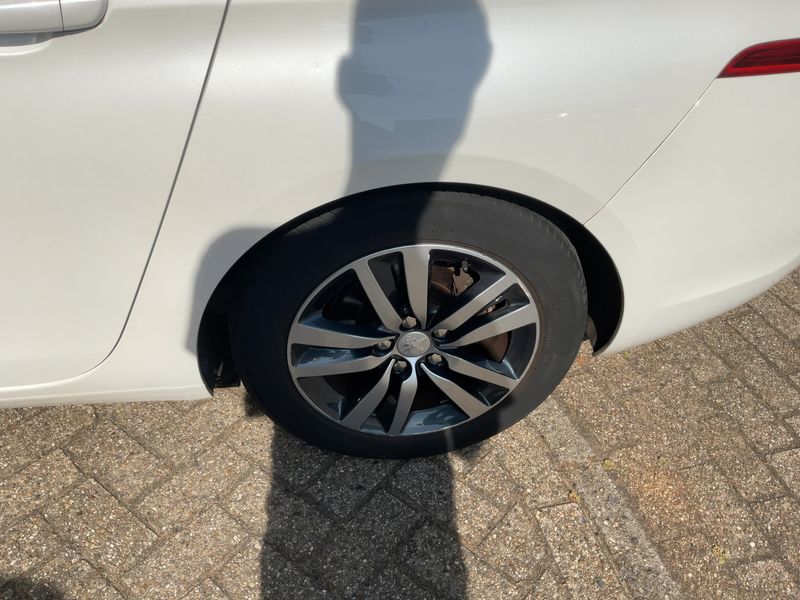 Peugeot 308 1.6 Blue-HDi Business-Line 2014 – снимка 5
