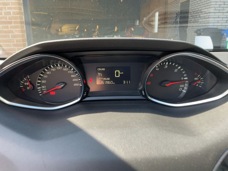 Peugeot 308 1.6 Blue-HDi Business-Line 2014 – снимка 18