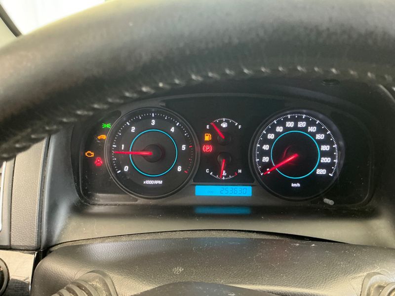 Chevrolet Captiva 2.2 Diesel D LT 2WD 2011 – снимка 4