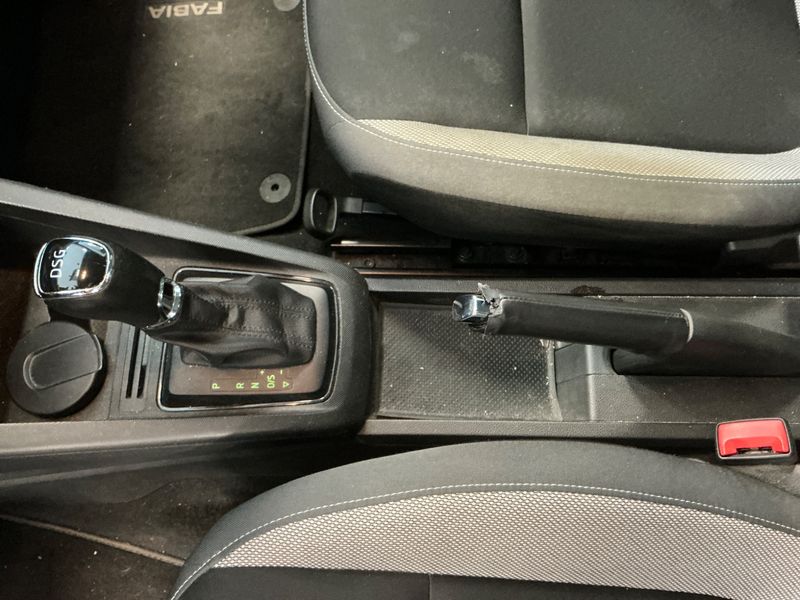 Skoda Fabia 1.4 TDI Ambition 2015 – снимка на щета