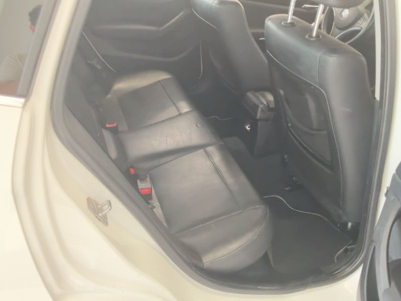 BMW X1 xDrive 20d Luxe 2011 – снимка 19
