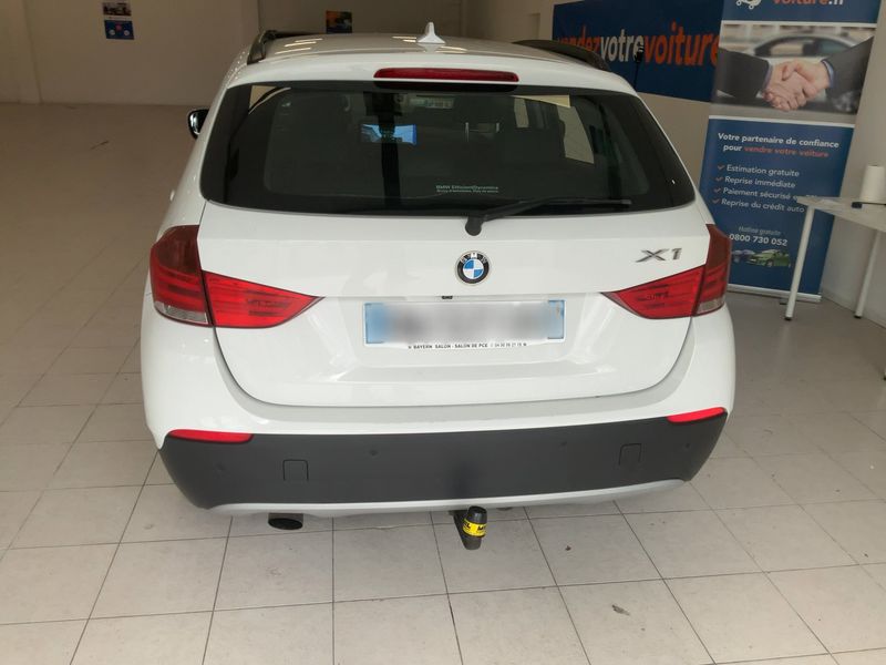 BMW X1 xDrive 20d Luxe 2011 – снимка 7