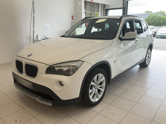 BMW X1 xDrive 20d Luxe 2011 – снимка 1