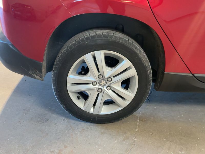 Peugeot 2008 1.2 PureTech Style 2017 – снимка 9