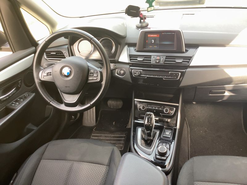 BMW 2er 218i Gran Tourer 2018 – снимка 17
