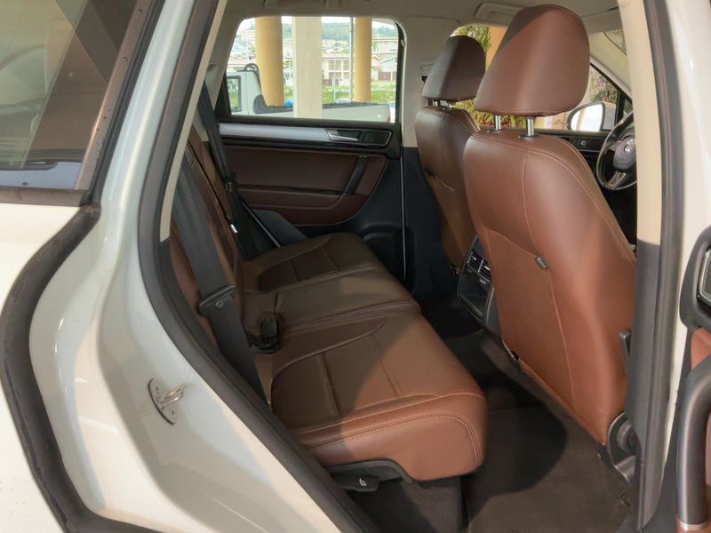 Volkswagen Touareg 3.0 V6 TDI Terrain Tech BlueMotion Tech 2015 – снимка 19