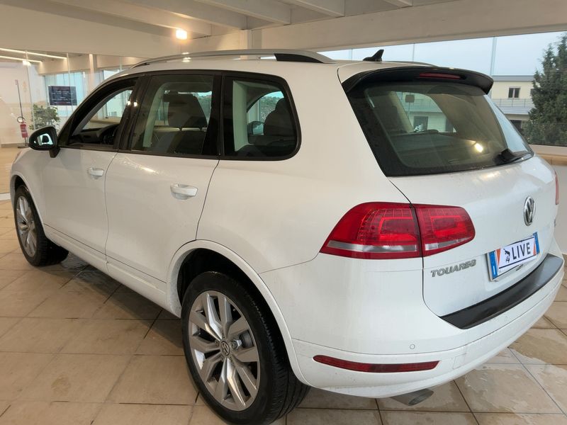 Volkswagen Touareg 3.0 V6 TDI Terrain Tech BlueMotion Tech 2015 – снимка 6