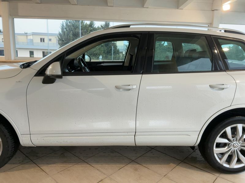 Volkswagen Touareg 3.0 V6 TDI Terrain Tech BlueMotion Tech 2015 – снимка 4
