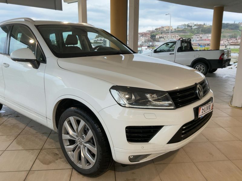 Volkswagen Touareg 3.0 V6 TDI Terrain Tech BlueMotion Tech 2015 – снимка 12