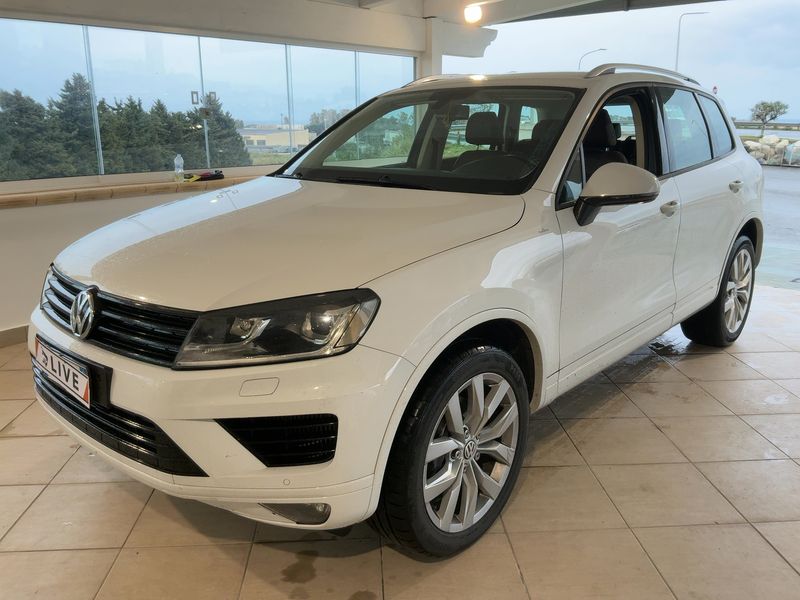 Volkswagen Touareg 3.0 V6 TDI Terrain Tech BlueMotion Tech 2015 – снимка 1