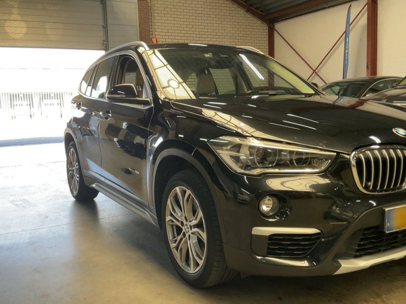 BMW X1 sDrive 20i xLine 2016 – снимка 12