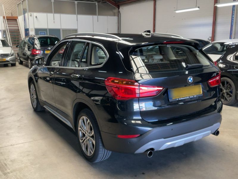 BMW X1 sDrive 20i xLine 2016 – снимка 6