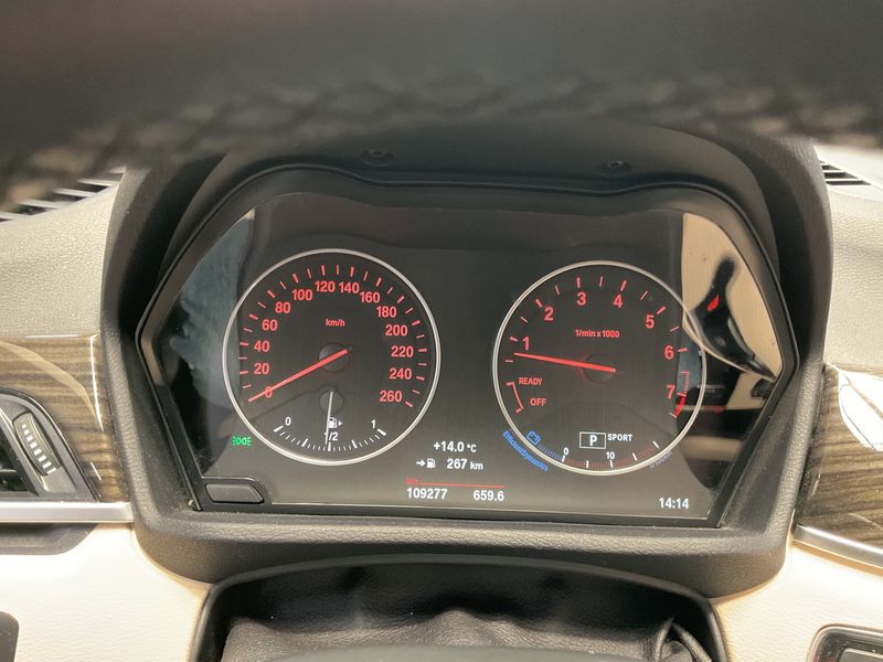 BMW X1 sDrive 20i xLine 2016 – снимка 18