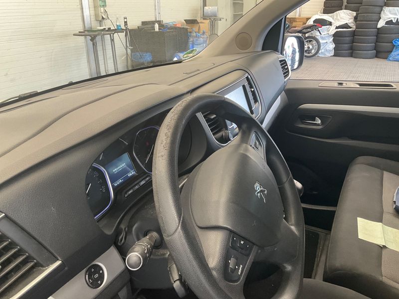 Peugeot Expert 2.0 Blue-HDi Business L2 2017 – снимка 47