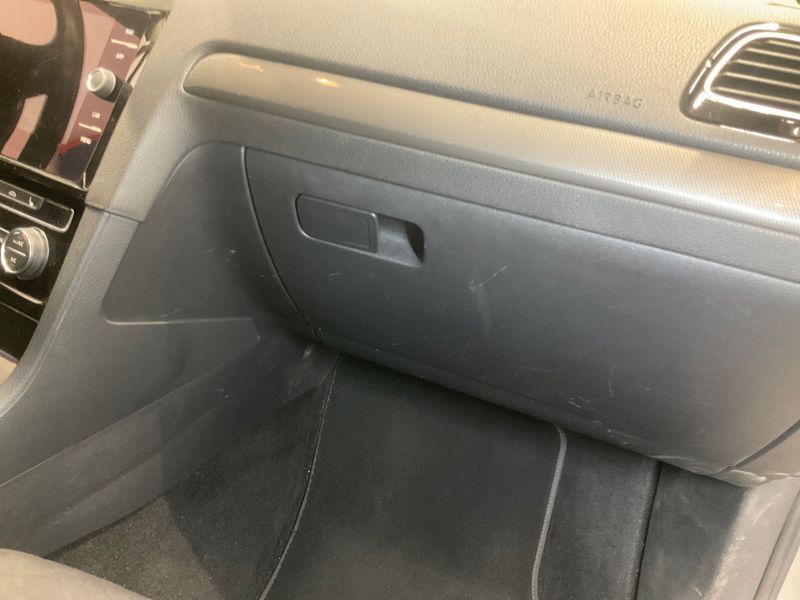 Volkswagen Golf VII 1.6 TDI Join 2019 – снимка 37