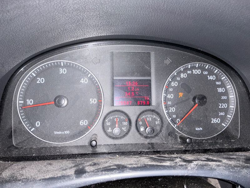 Volkswagen Touran 2.0 TDI Trendline 2003 – снимка 4
