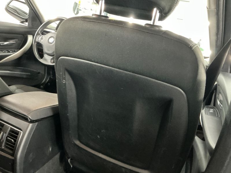 BMW 3er 320d 2018 – снимка 26