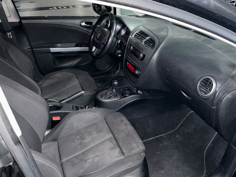 Seat Leon 1.9 TDI Sport 2009 – снимка 3