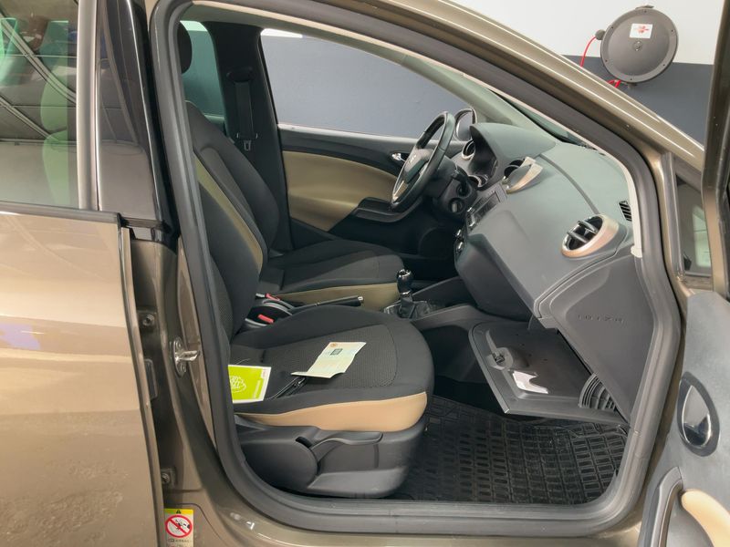Seat Ibiza 1.2 TSI Style 2015 – снимка 16