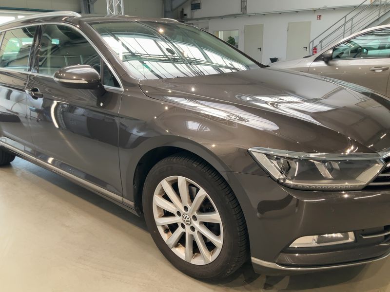 Volkswagen Passat 2.0 TDI Highline BlueMotion Tech 2016 – снимка 12