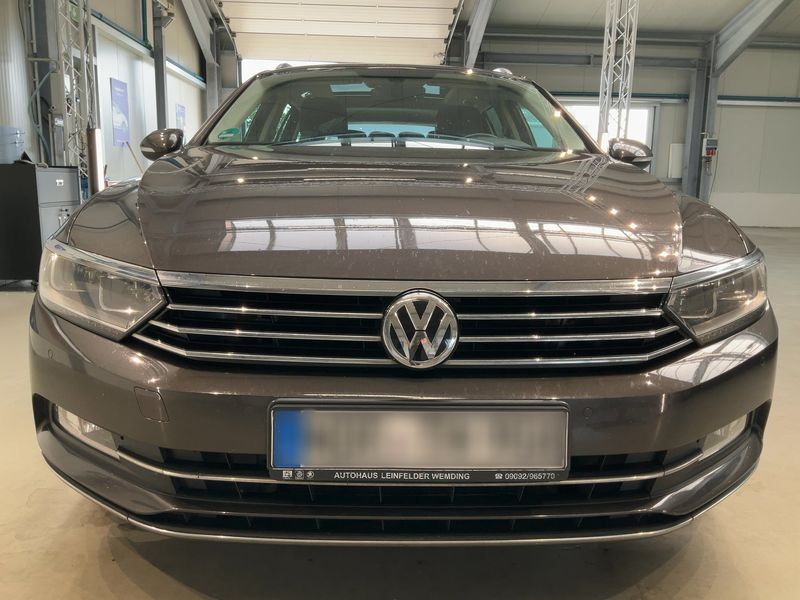 Volkswagen Passat 2.0 TDI Highline BlueMotion Tech 2016 – снимка 14