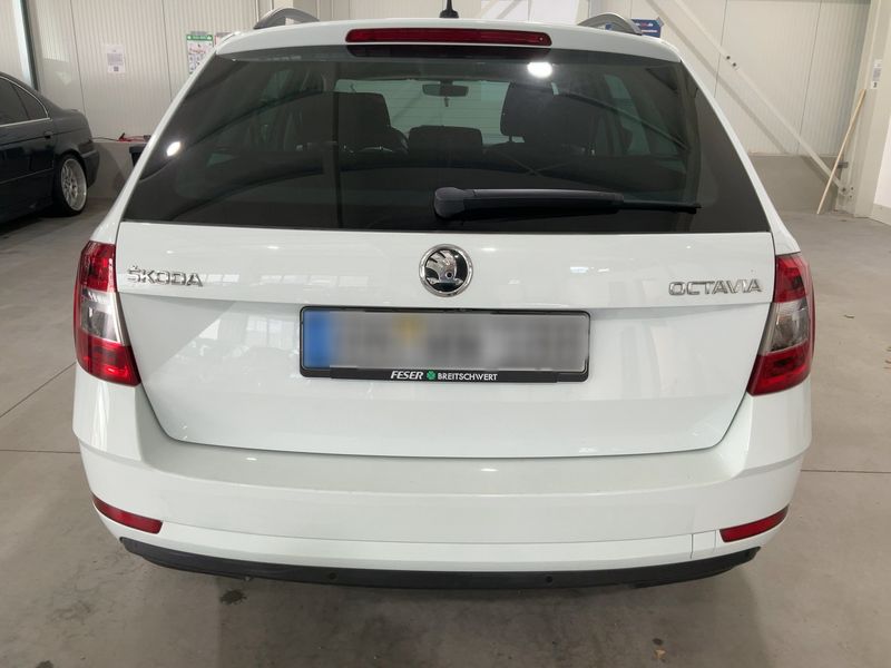 Skoda Octavia 2.0 TDI Ambition 2017 – снимка 7