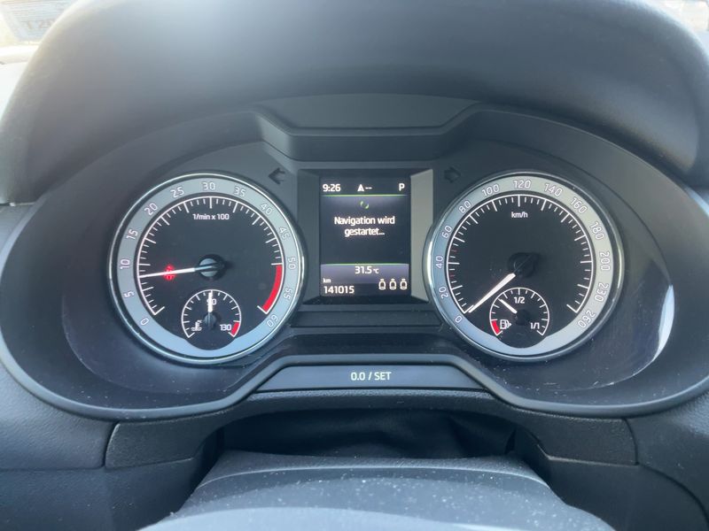 Skoda Octavia 2.0 TDI Ambition 2017 – снимка 18