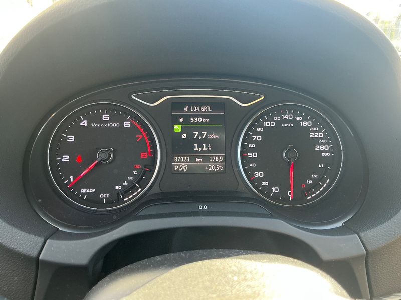 Audi A3 Sportback 1.4 TFSI ACT Sport 2017 – снимка 18