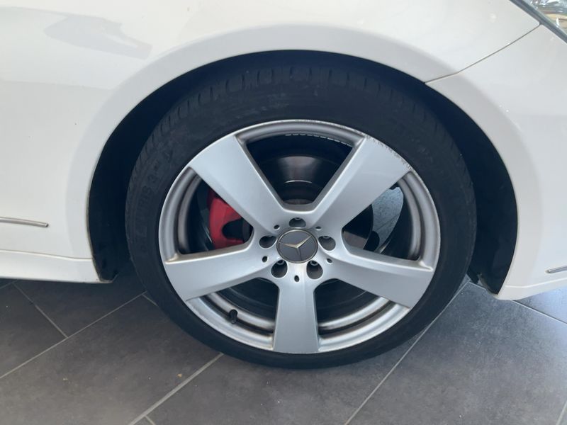 Mercedes-Benz E-Klasse E 220 CDI BlueEfficiency Avantgarde 2013 – снимка 20