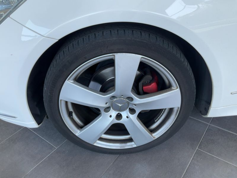 Mercedes-Benz E-Klasse E 220 CDI BlueEfficiency Avantgarde 2013 – снимка 17