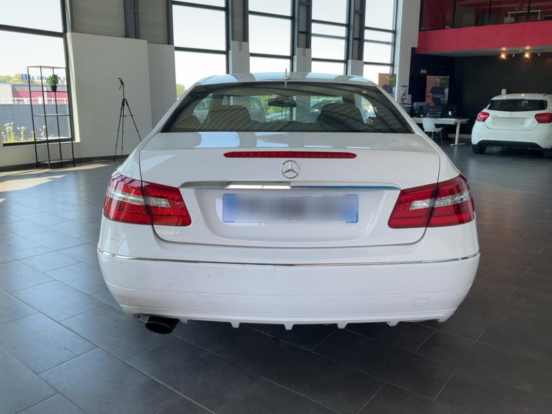 Mercedes-Benz E-Klasse E 220 CDI BlueEfficiency Avantgarde 2013 – снимка 5