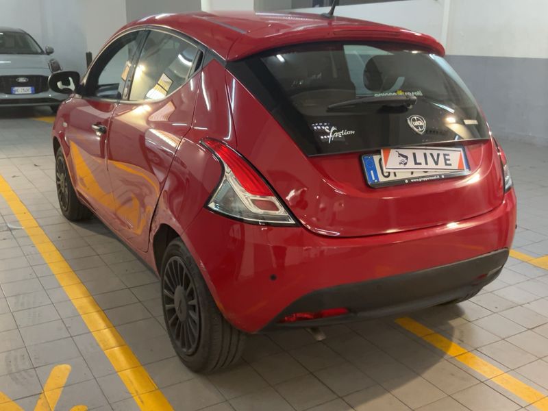 Lancia Ypsilon 1.0 Mild-Hybrid Silver 2021 – снимка 6