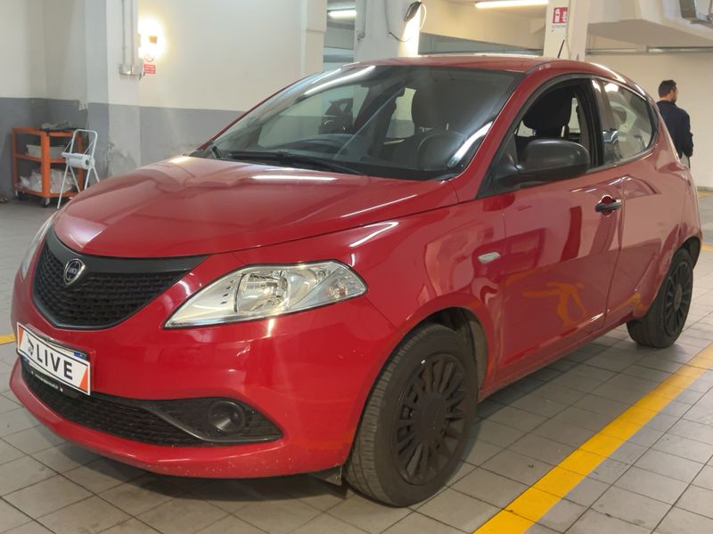 Lancia Ypsilon 1.0 Mild-Hybrid Silver 2021 – снимка 1