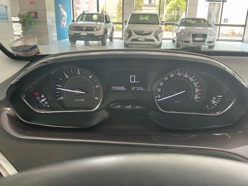 Peugeot 2008 1.6 e-HDi Active 2014 – снимка 18