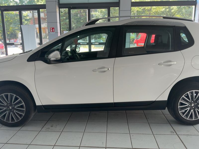 Peugeot 2008 1.6 e-HDi Active 2014 – снимка 4