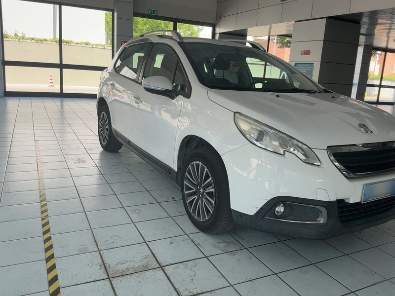 Peugeot 2008 1.6 e-HDi Active 2014 – снимка 12