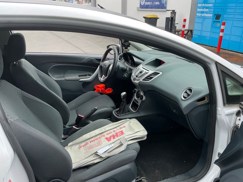 Ford Fiesta 1.6 Ti-VCT Sport 2010 – снимка 3